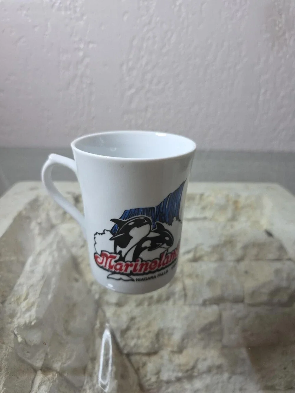 MARINELAND Milk Glass Coffee Mug Niagara Falls Canada Whales Nautical Cup Orca